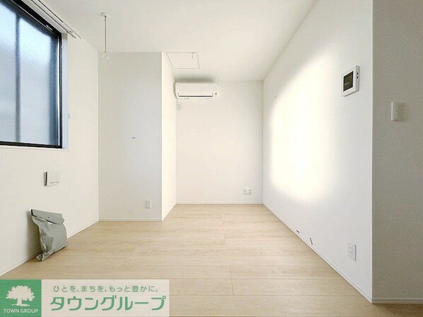 ソルナクレイシア都立大学の物件内観写真